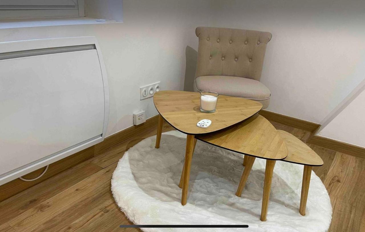 Le Duplex - Gare / Tram / Netflix Apartment Fontaine  Ngoại thất bức ảnh